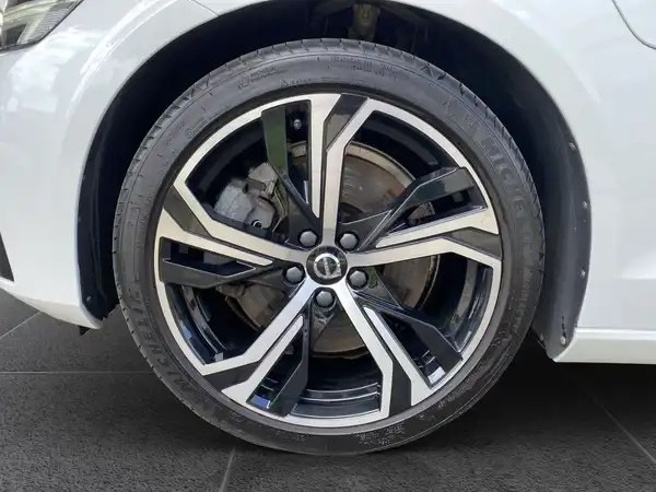 VOLVO V60 (15/22)