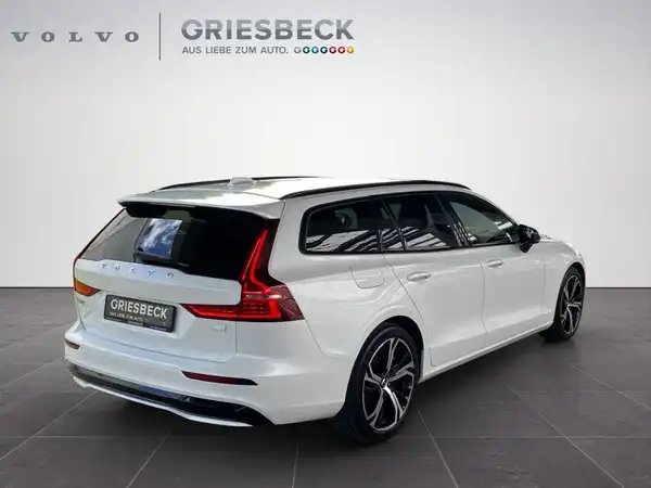 VOLVO V60 (5/22)