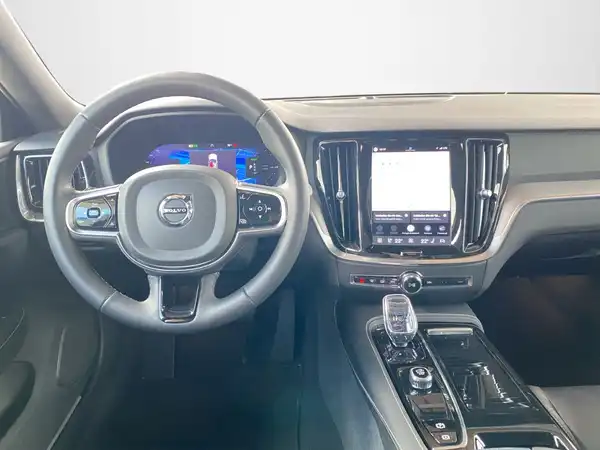 VOLVO V60 (8/22)