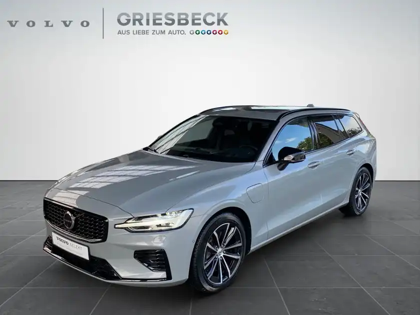 VOLVO V60 (1/22)