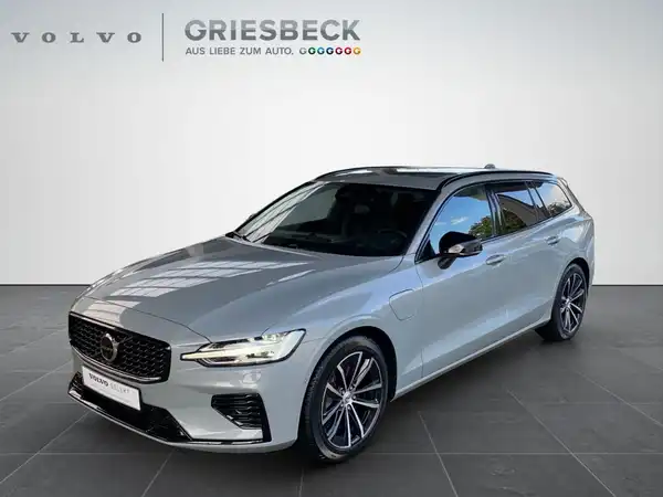 VOLVO V60 (1/22)
