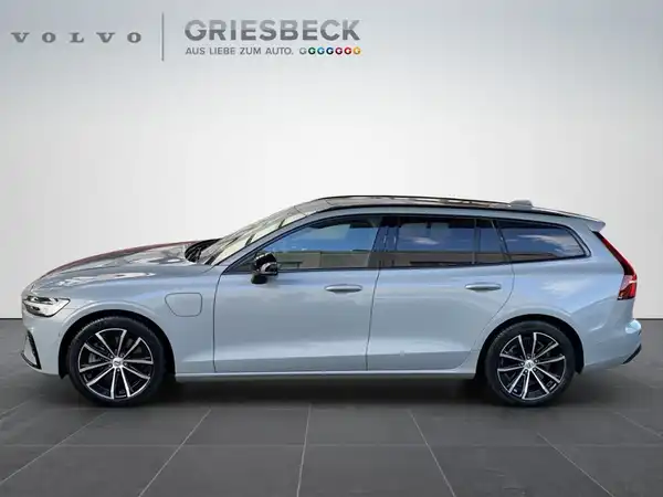 VOLVO V60 (2/22)