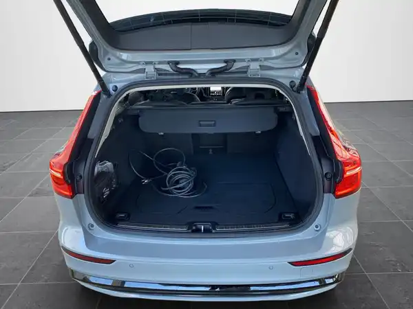 VOLVO V60 (14/22)