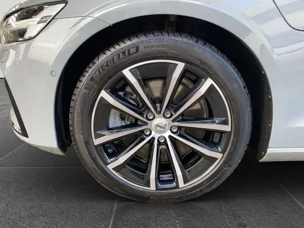 VOLVO V60 (15/22)