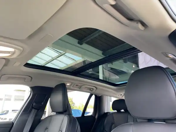 VOLVO V60 (21/22)