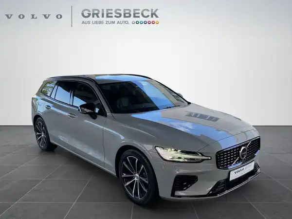 VOLVO V60 (6/22)