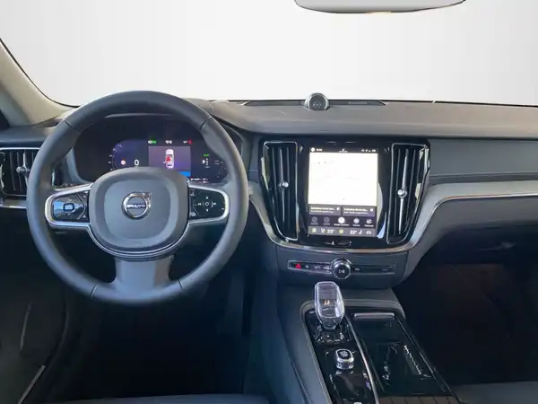 VOLVO V60 (8/22)