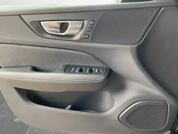 VOLVO V60 (17/21)