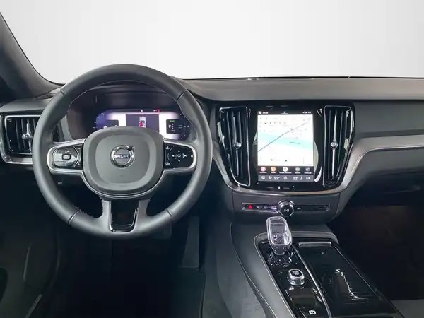 VOLVO V60 (8/21)