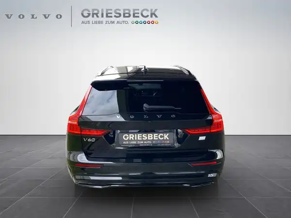 VOLVO V60 (4/22)