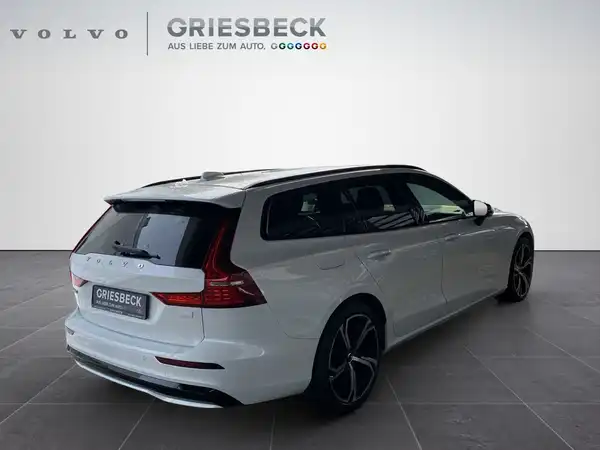 VOLVO V60 (5/22)