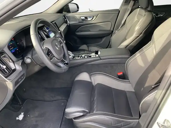 VOLVO V60 (7/22)