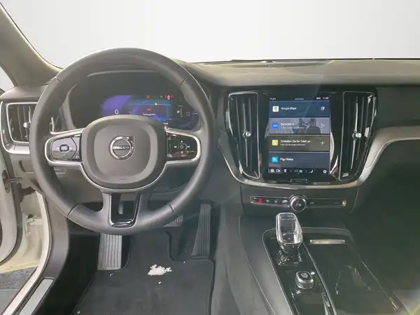 VOLVO V60 (8/22)