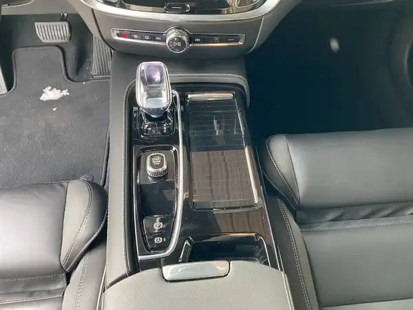 VOLVO V60 (9/22)