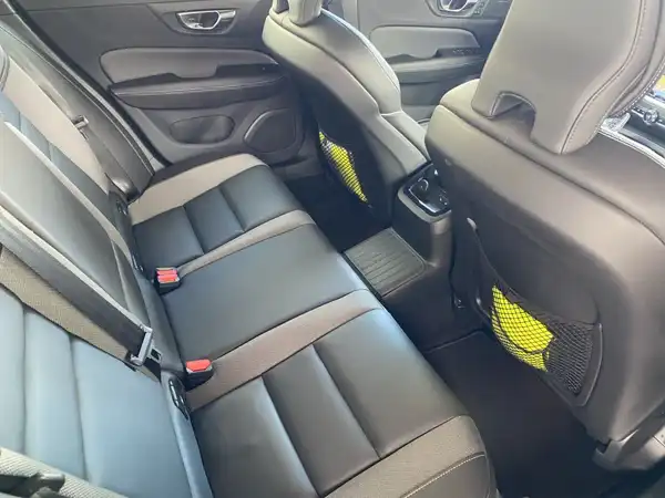 VOLVO V60 (13/22)