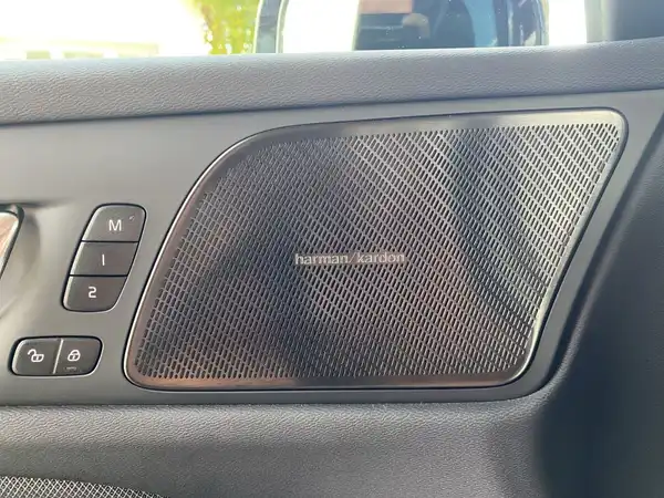 VOLVO V60 (18/22)