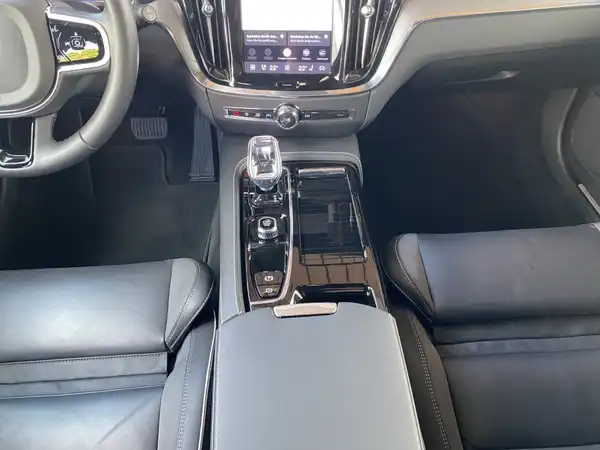 VOLVO V60 (9/22)