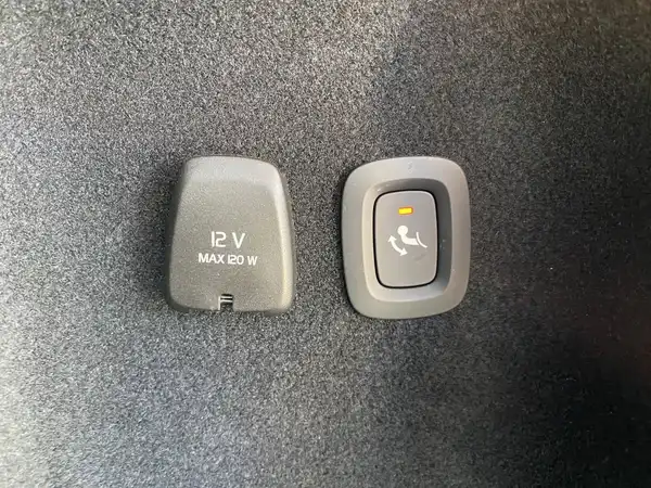 VOLVO V60 (21/22)
