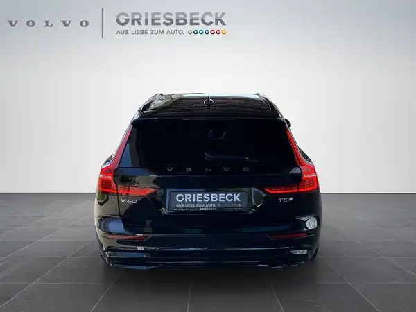 VOLVO V60 (4/22)