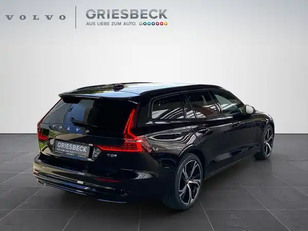 VOLVO V60 (5/22)