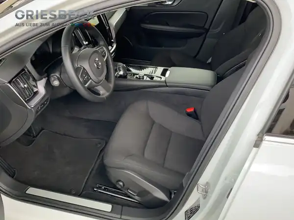 VOLVO V60 (9/20)