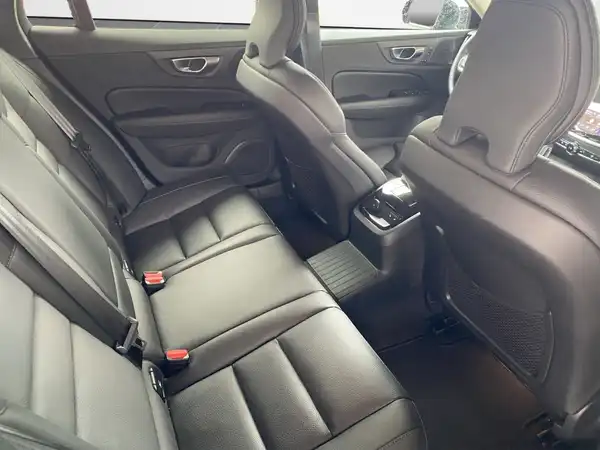 VOLVO V60 (13/21)