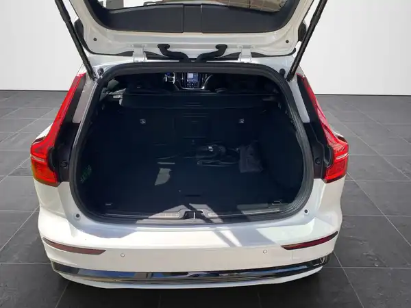 VOLVO V60 (14/22)