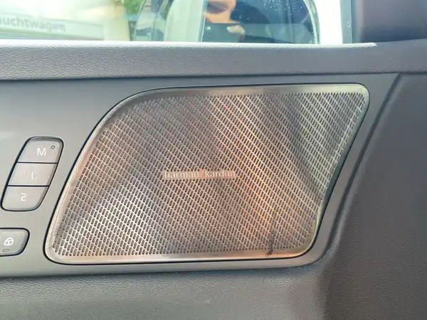 VOLVO V60 (18/22)