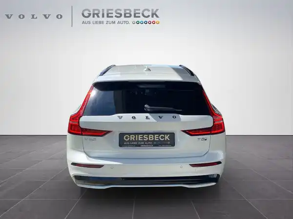 VOLVO V60 (4/22)