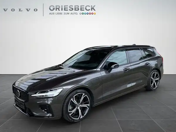 VOLVO V60 (1/23)