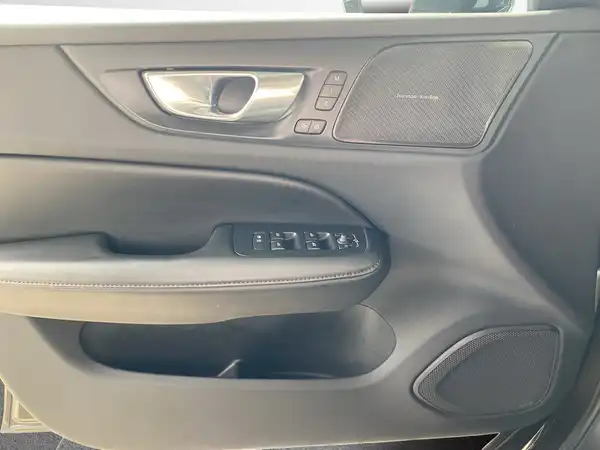 VOLVO V60 (17/23)