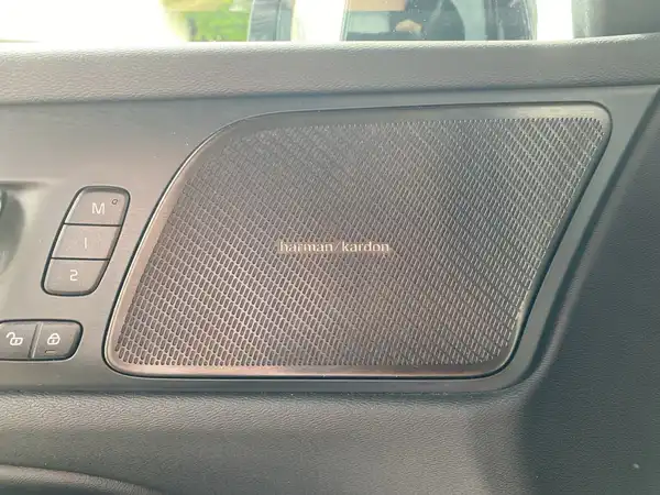 VOLVO V60 (18/23)