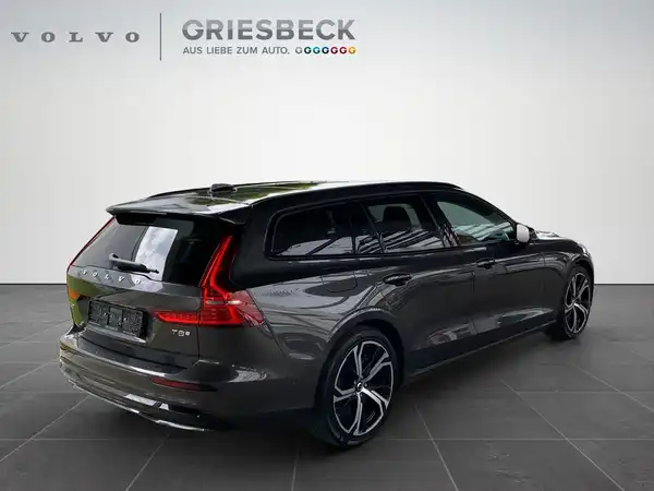VOLVO V60 (5/23)