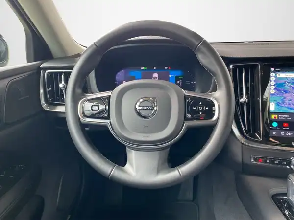 VOLVO V60 (10/23)