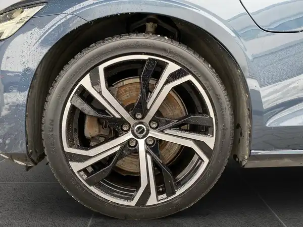 VOLVO V60 (15/22)