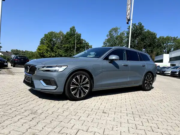 VOLVO V60 (1/27)