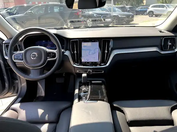 VOLVO V60 (19/27)