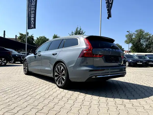 VOLVO V60 (3/27)