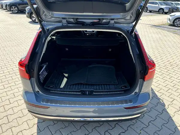 VOLVO V60 (7/27)