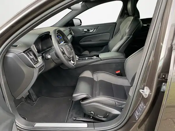 VOLVO V60 (7/21)