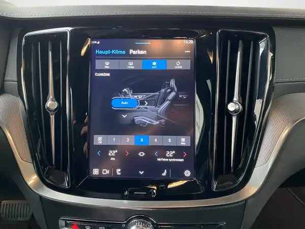 VOLVO V60 (11/22)