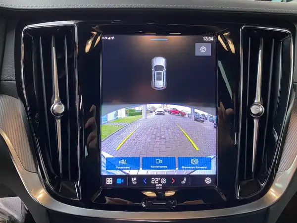 VOLVO V60 (18/22)