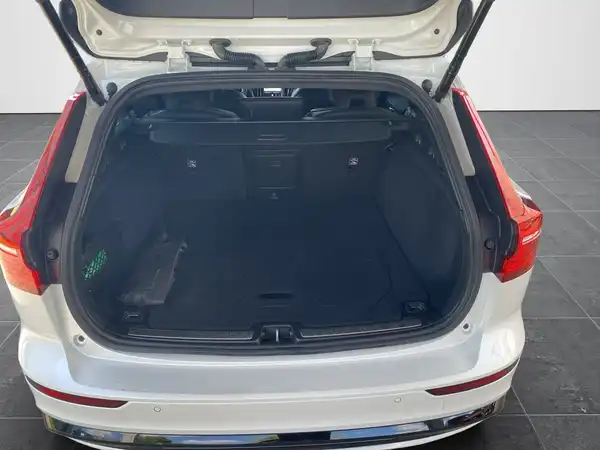 VOLVO V60 (14/22)