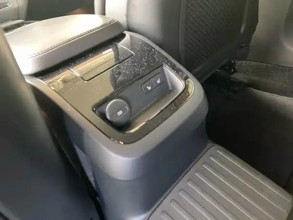 VOLVO V60 (11/17)