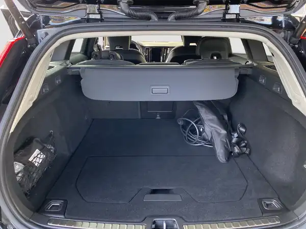 VOLVO V60 (12/17)