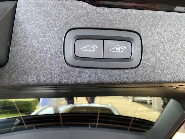 VOLVO V60 (14/17)