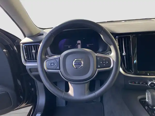 VOLVO V60 (10/17)