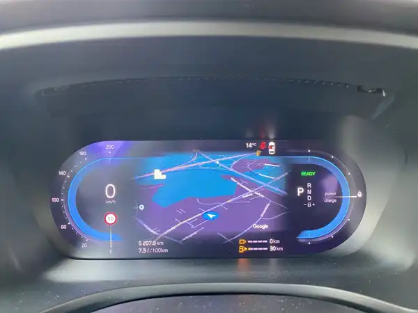 VOLVO V60 (16/19)