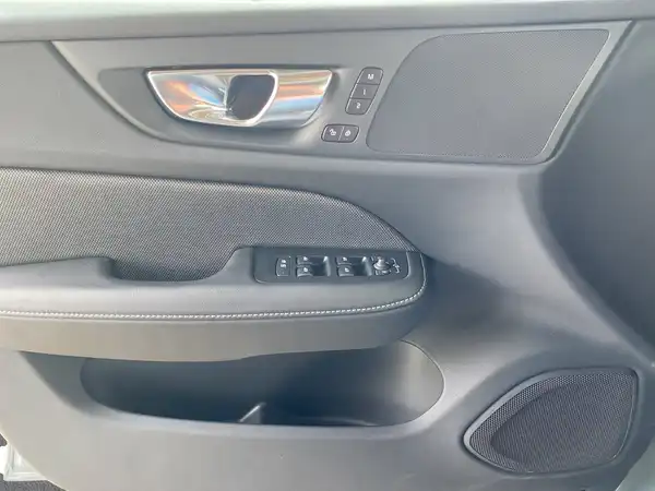 VOLVO V60 (17/19)