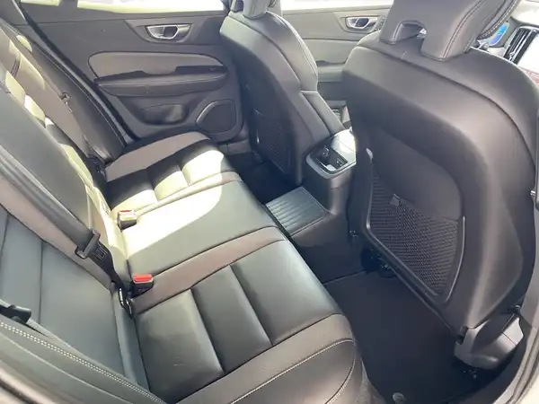 VOLVO V60 (13/22)